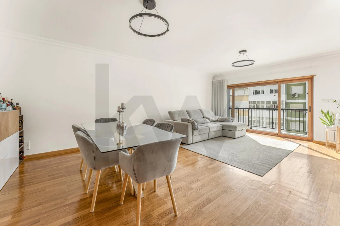 Apartamento T2 para Venda em Odivelas Foto 28