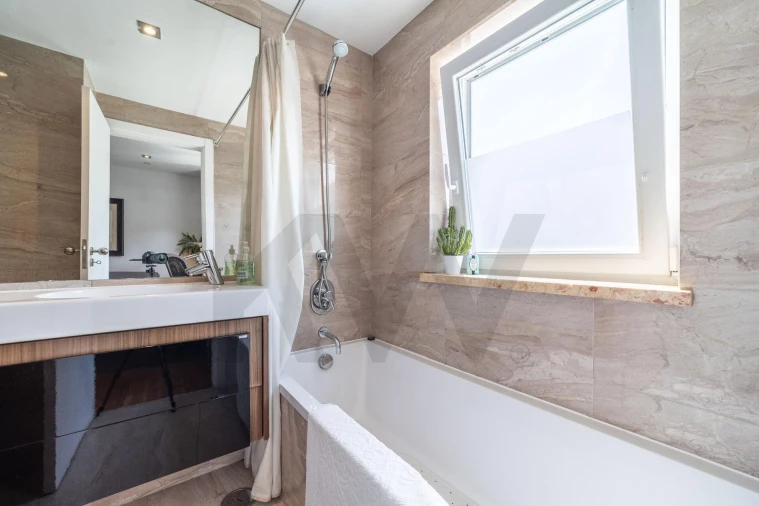 Apartamento T2 para Venda em Ajuda Foto 27