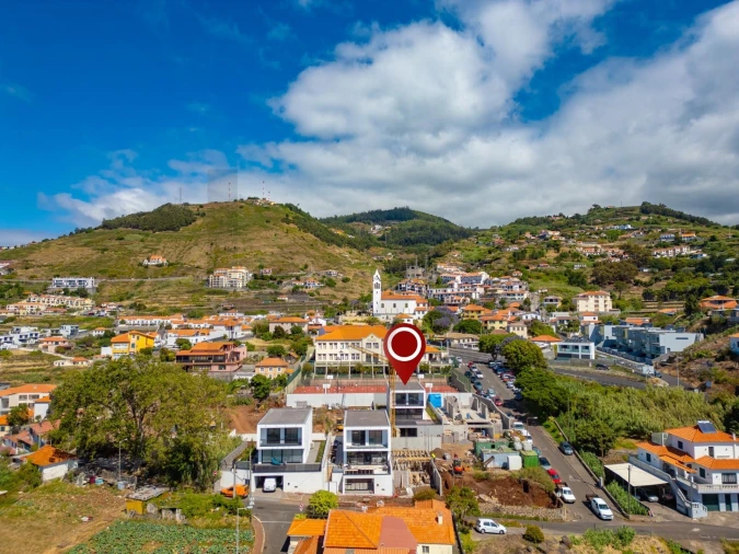 Moradia T2 para Venda em Caniço Foto 4