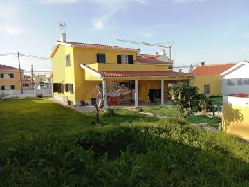 Moradia T5 para Venda em Ericeira