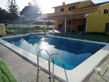 Moradia T5 para Venda em Ericeira