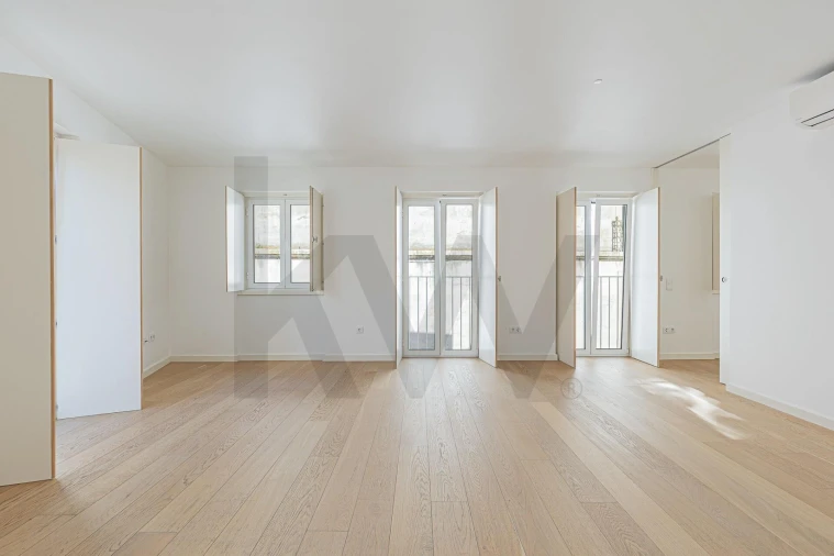 Apartamento T2 para Venda em Misericórdia Foto 12