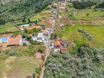 Terreno para Venda em Arco da Calheta