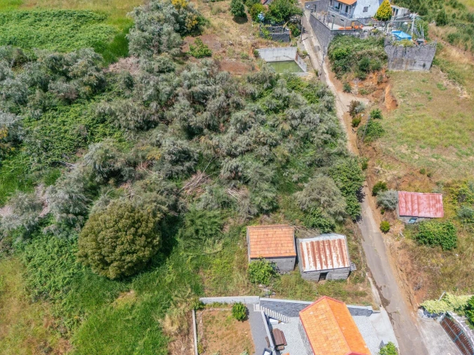 Terreno para Venda em Arco da Calheta Foto 7