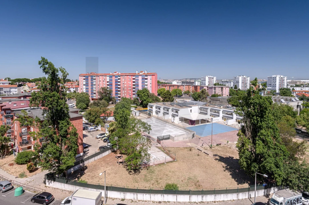 Apartamento T5 para Venda em Olivais Foto 70