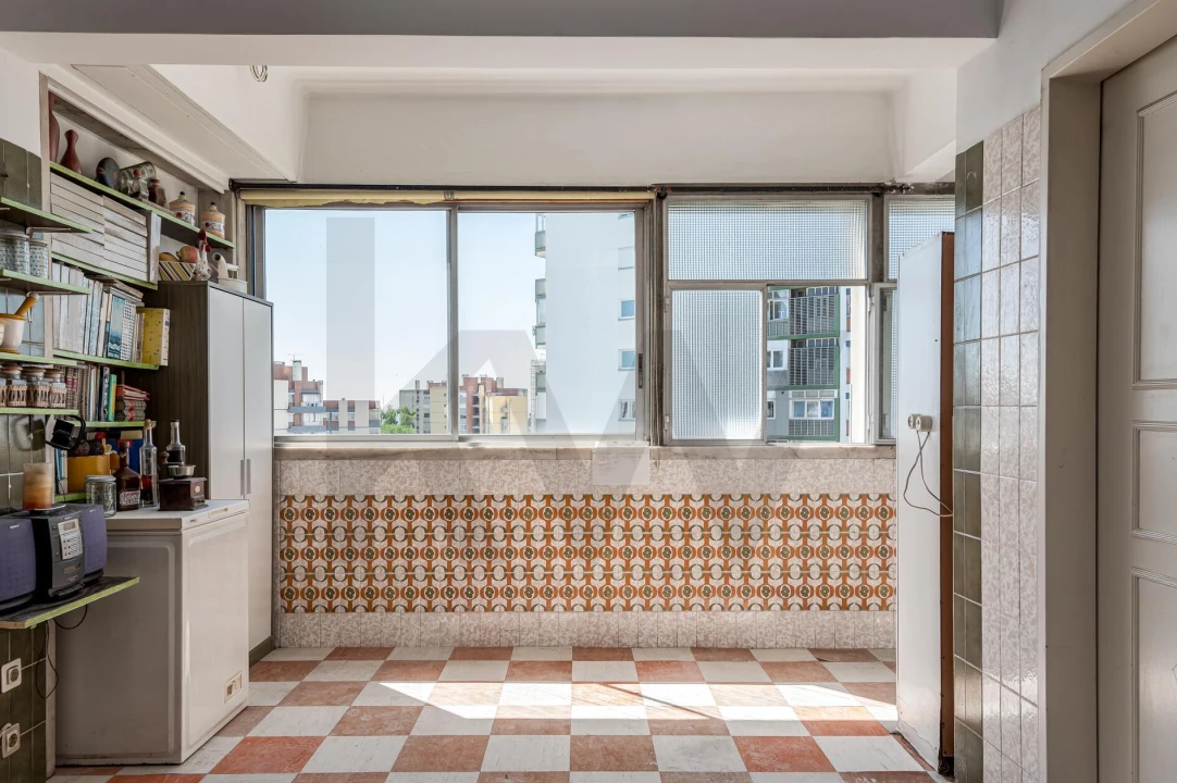 Apartamento T5 para Venda em Olivais Foto 25