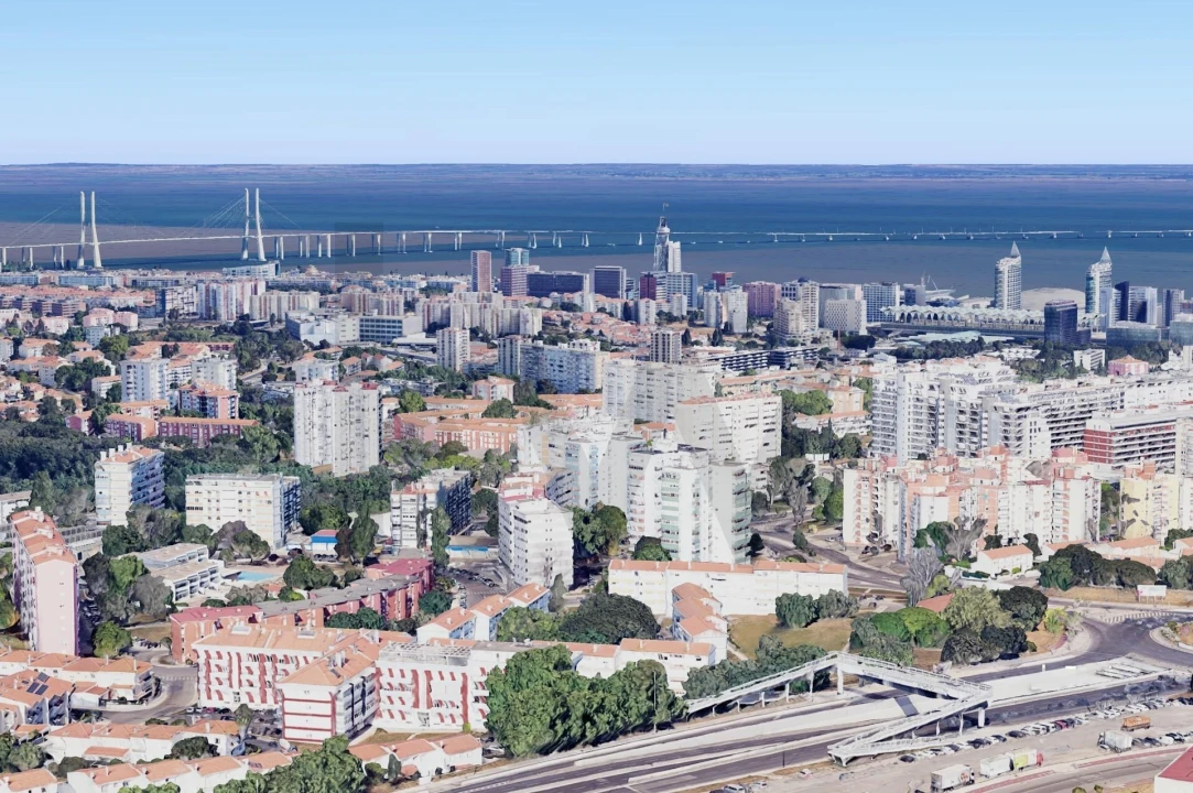 Apartamento T5 para Venda em Olivais Foto 73