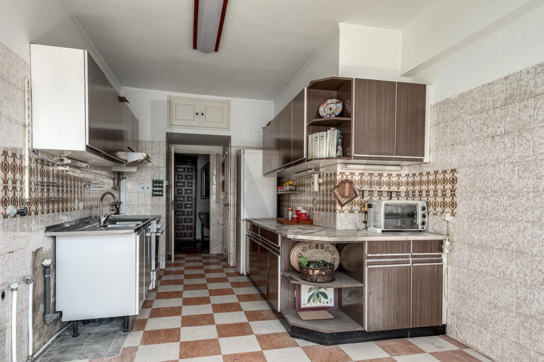 Apartamento T5 para Venda em Olivais Foto 31