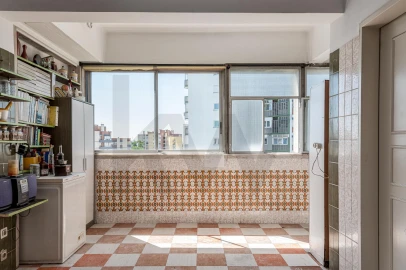 Apartamento T5 para Venda em Olivais