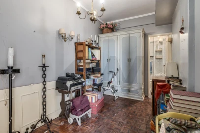 Apartamento T5 para Venda em Olivais