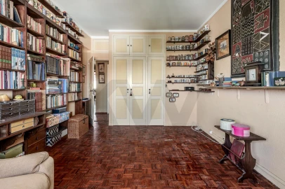 Apartamento T5 para Venda em Olivais