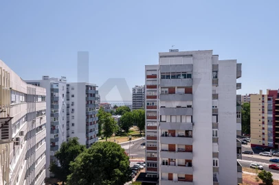 Apartamento T5 para Venda em Olivais