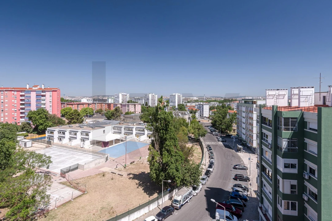 Apartamento T5 para Venda em Olivais Foto 69