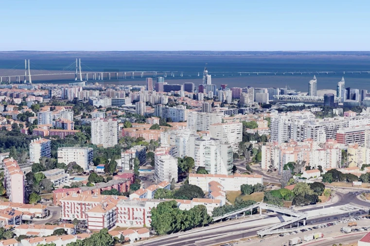 Apartamento T5 para Venda em Olivais Foto 73