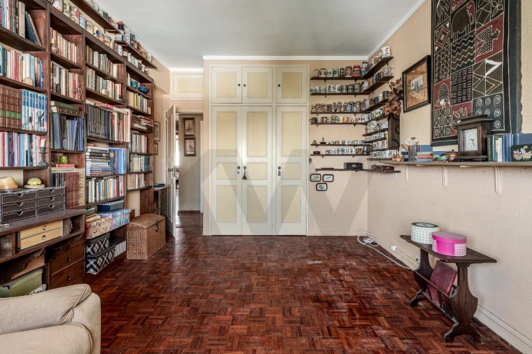 Apartamento T5 para Venda em Olivais Foto 37