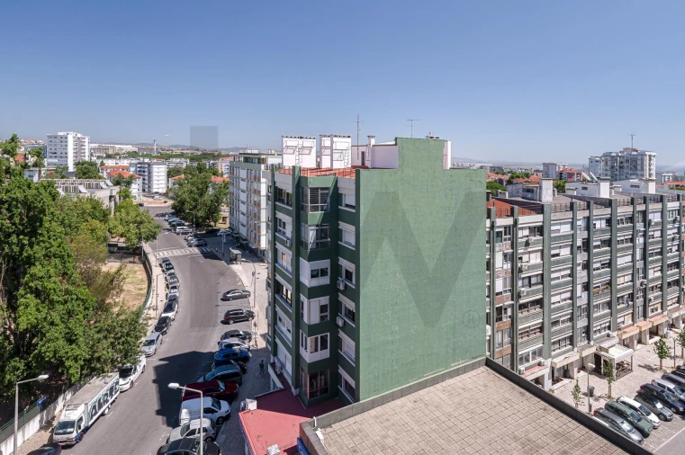 Apartamento T5 para Venda em Olivais Foto 71