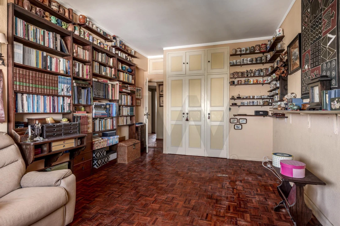 Apartamento T5 para Venda em Olivais Foto 35