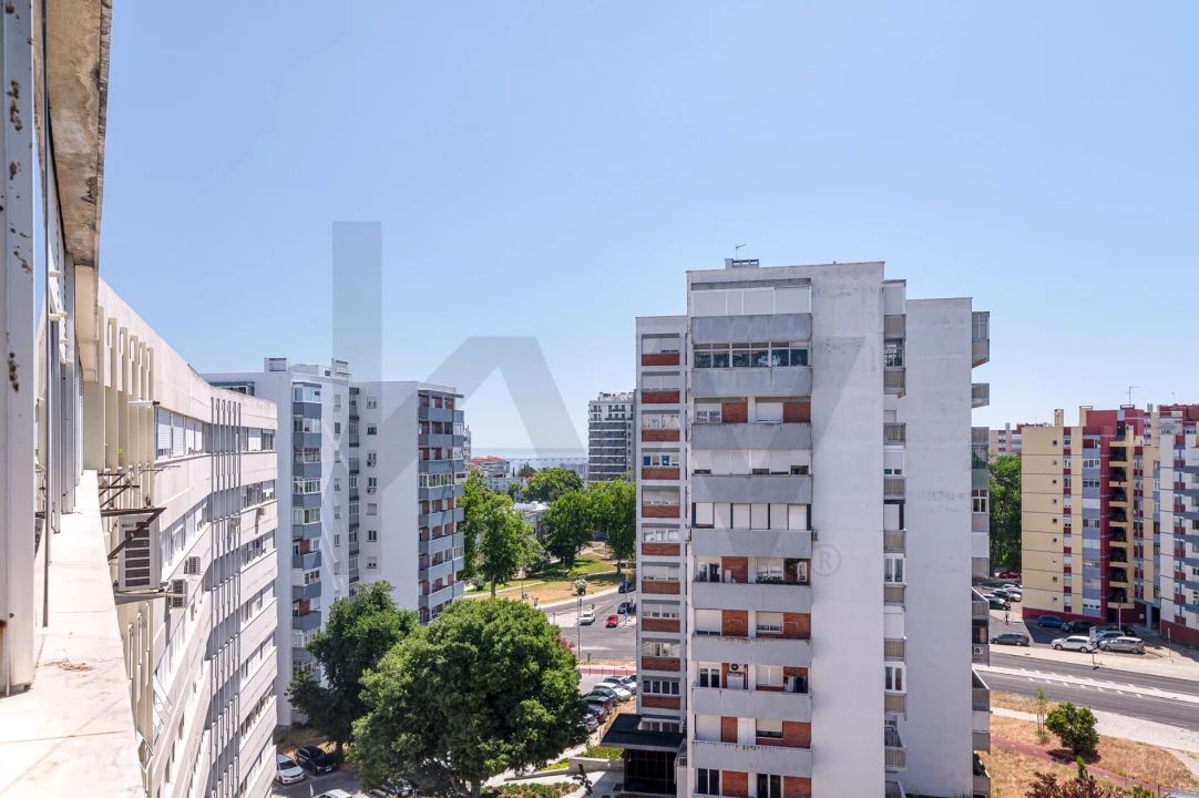 Apartamento T5 para Venda em Olivais Foto 65