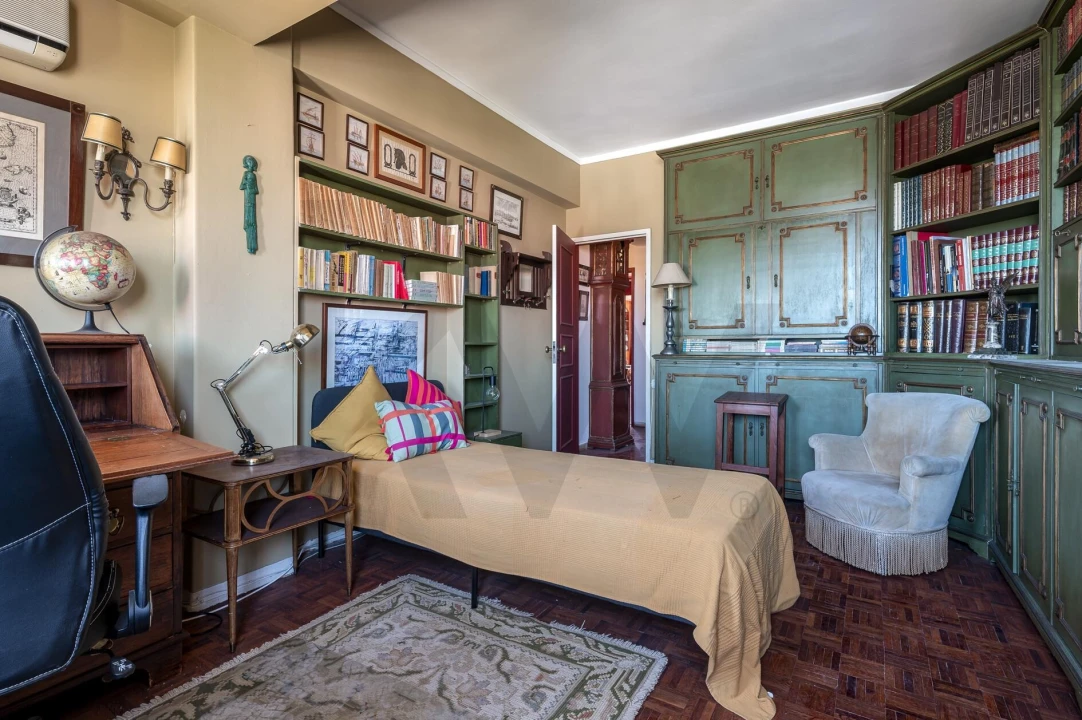 Apartamento T5 para Venda em Olivais Foto 18
