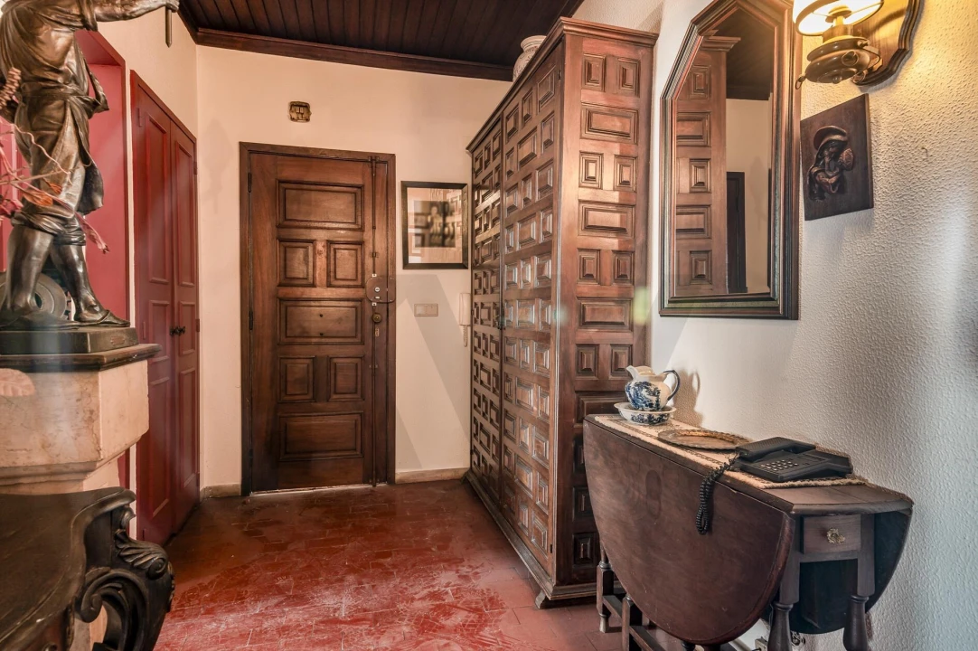 Apartamento T5 para Venda em Olivais Foto 8