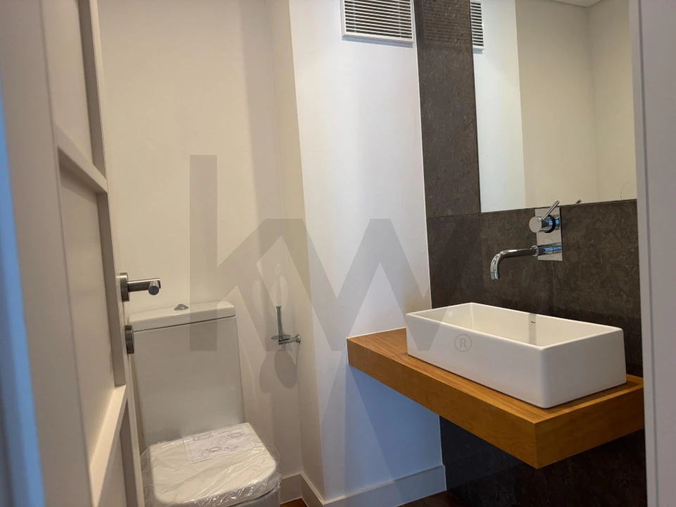 Apartamento T4 para Arrendamento em Estrela Foto 16