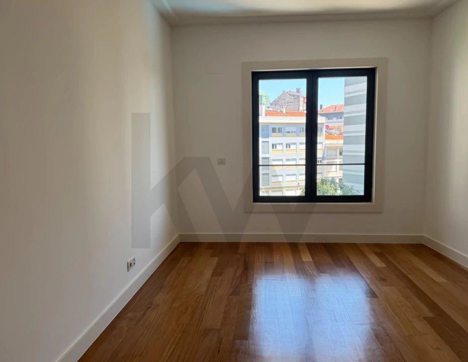 Apartamento T4 para Arrendamento em Estrela Foto 25