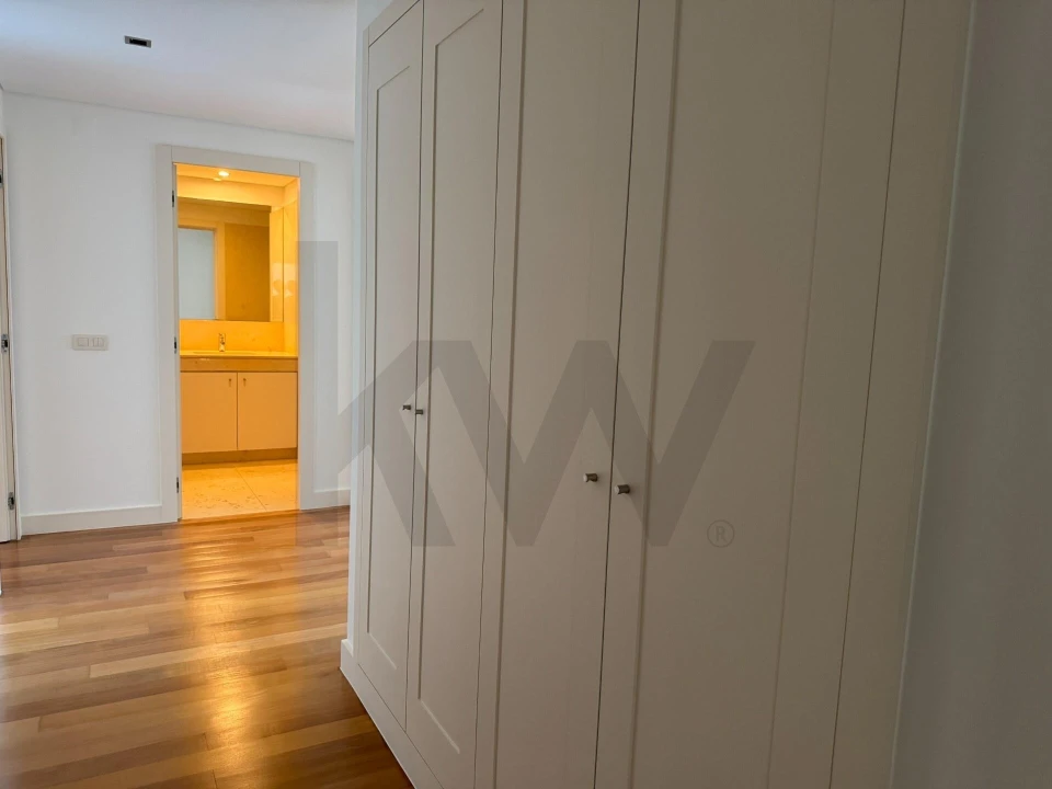 Apartamento T4 para Arrendamento em Estrela Foto 17