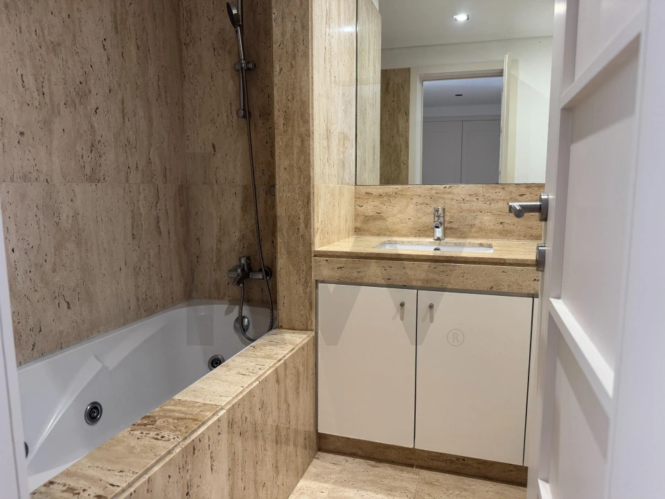 Apartamento T4 para Arrendamento em Estrela Foto 26