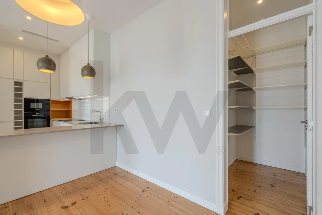 Apartamento T4 para Venda em Arroios Foto 16
