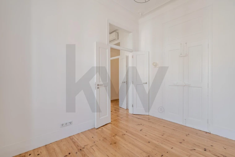 Apartamento T4 para Venda em Arroios Foto 28