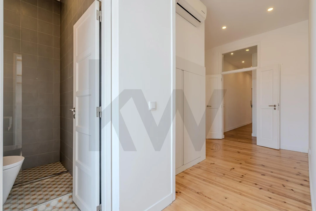 Apartamento T4 para Venda em Arroios Foto 21