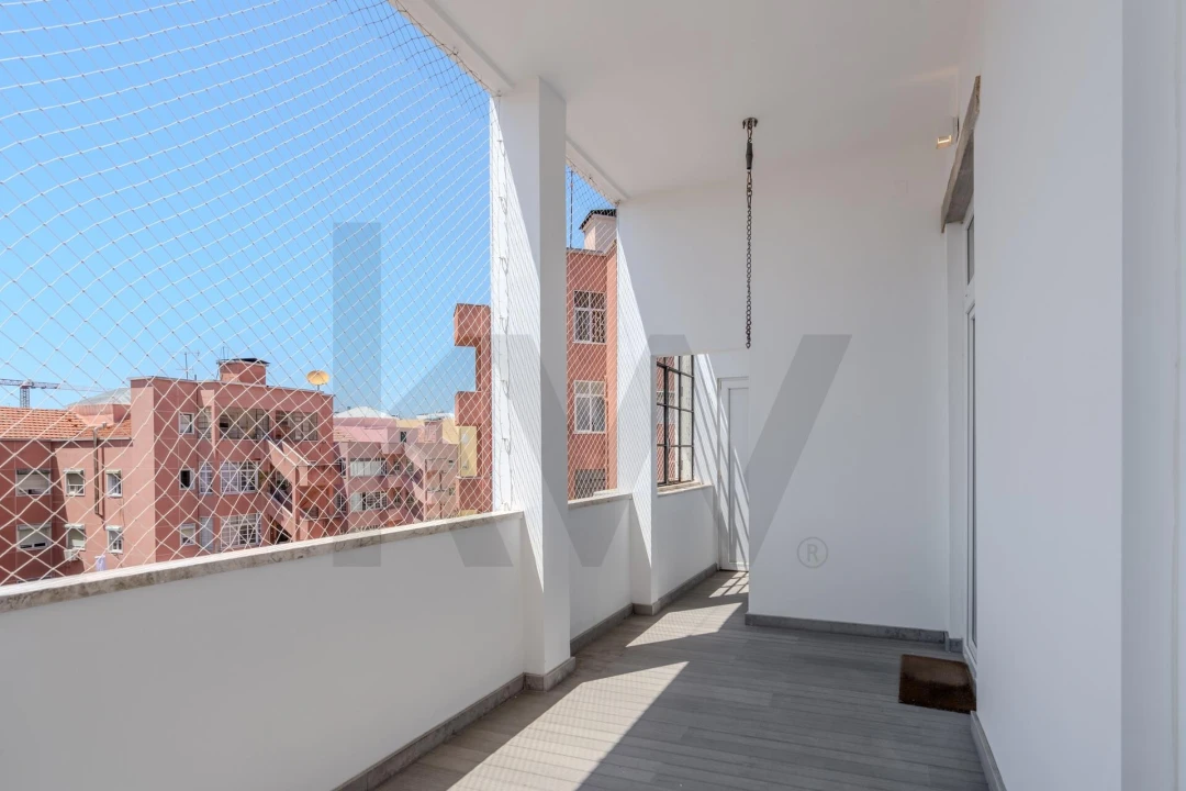 Apartamento T4 para Venda em Arroios Foto 10