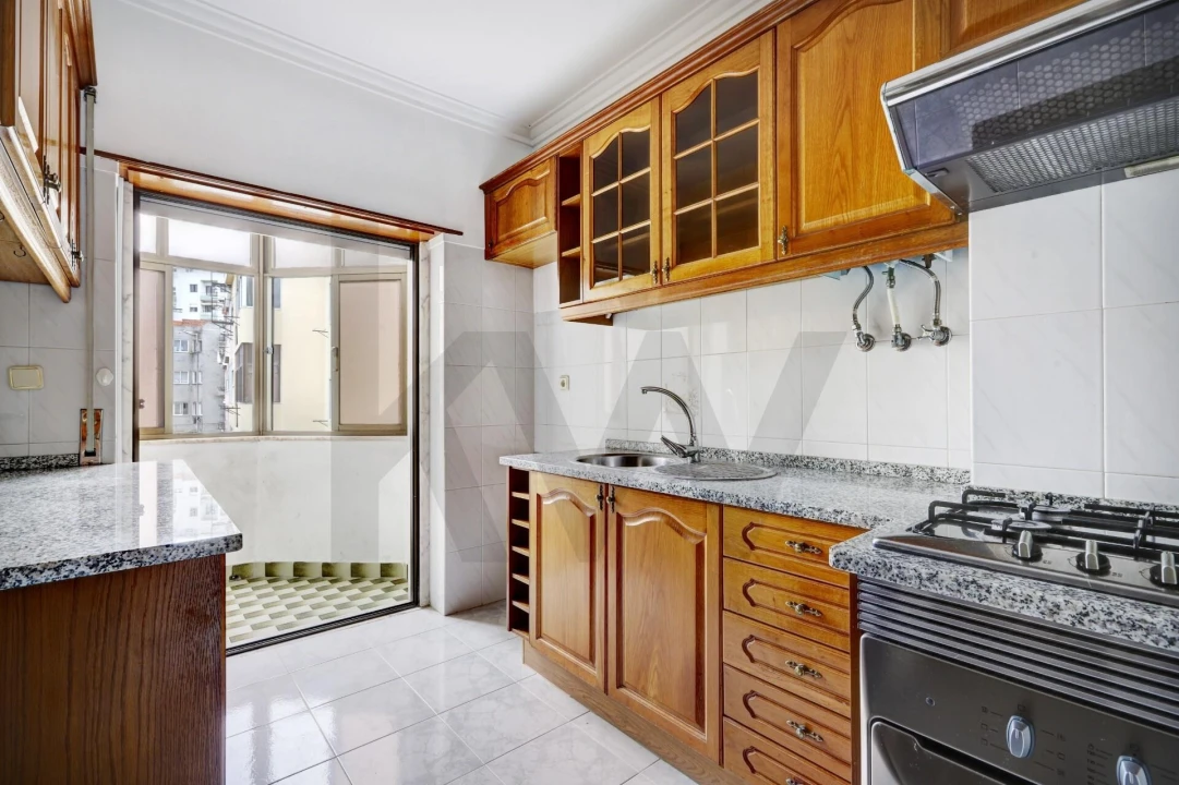 Apartamento T3 para Venda em Queluz e Belas Foto 12