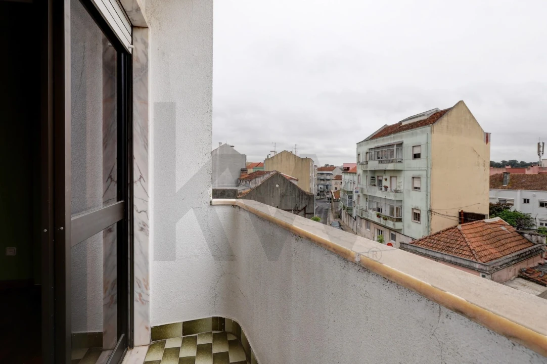 Apartamento T3 para Venda em Queluz e Belas Foto 6