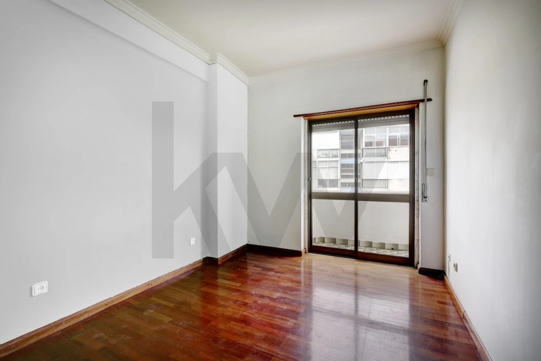 Apartamento T3 para Venda em Queluz e Belas Foto 9