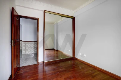 Apartamento T3 para Venda em Queluz e Belas