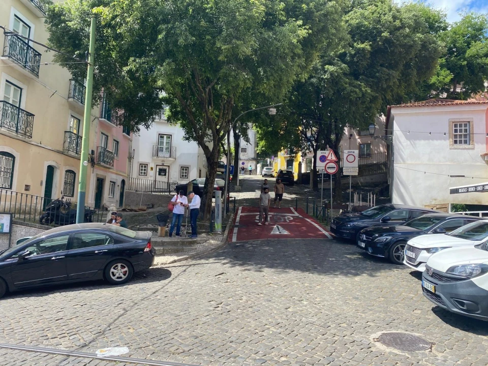 Apartamento para Venda em Santa Maria Maior Foto 7