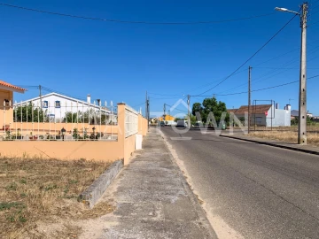 Terreno para Venda em Alpiarça