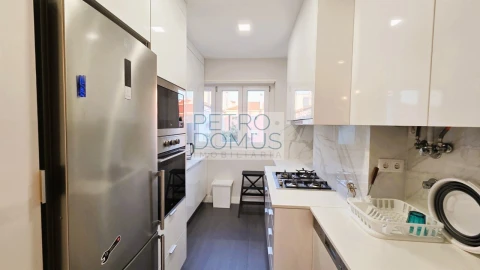 Apartamento T2 para Venda em Alvalade