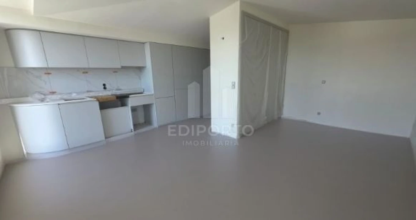Apartamento T1 para Venda em Bonfim Foto 2