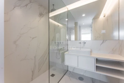 Apartamento T2 para Venda em Custoias