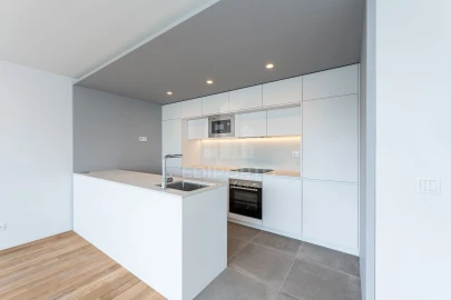Apartamento T2 para Venda em Custoias