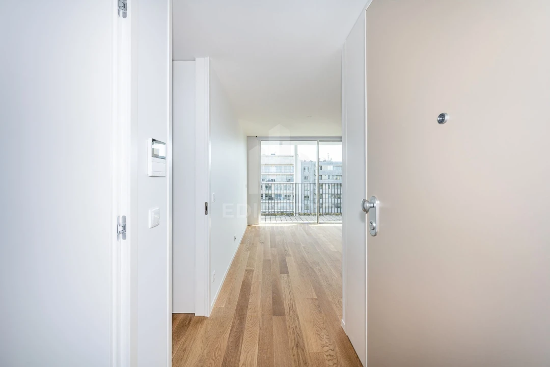 Apartamento T2 para Venda em Custoias Foto 1
