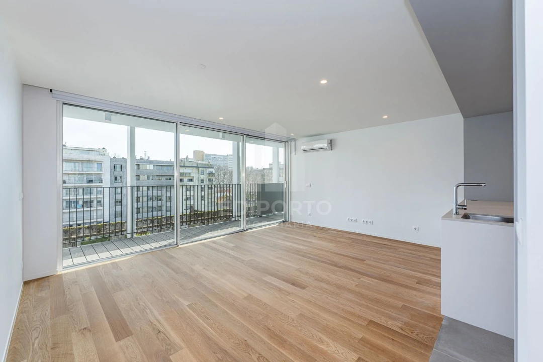 Apartamento T2 para Venda em Custoias Foto 2