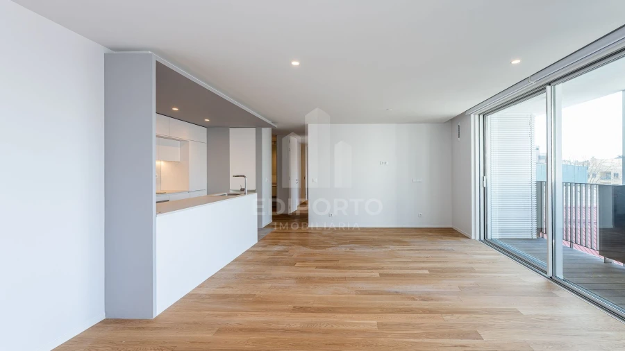 Apartamento T3 para Venda em Custoias