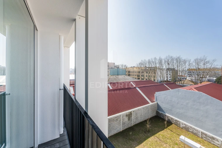 Apartamento T3 para Venda em Custoias Foto 14