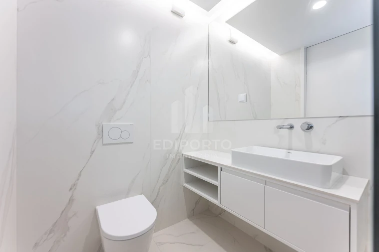 Apartamento T3 para Venda em Custoias Foto 20
