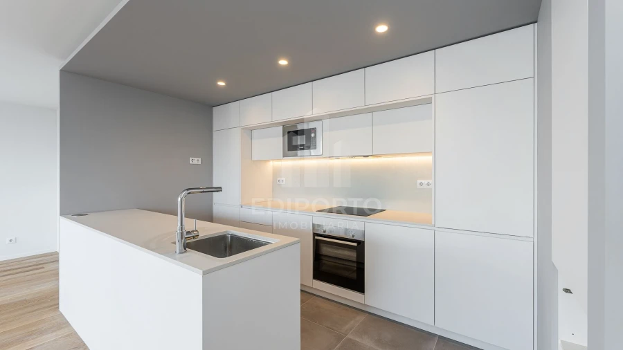 Apartamento T3 para Venda em Custoias