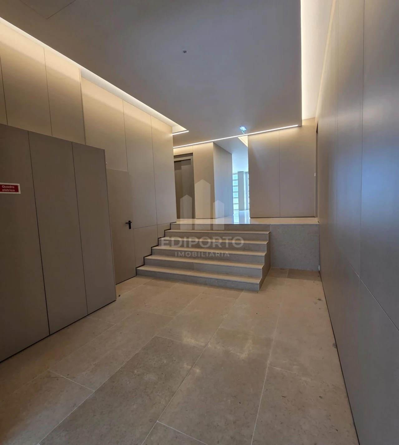 Apartamento T2 para Venda em Custoias Foto 20
