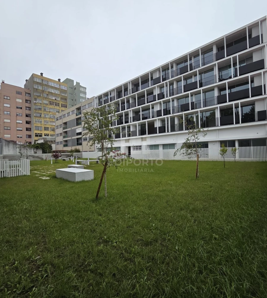 Apartamento T2 para Venda em Custoias Foto 22